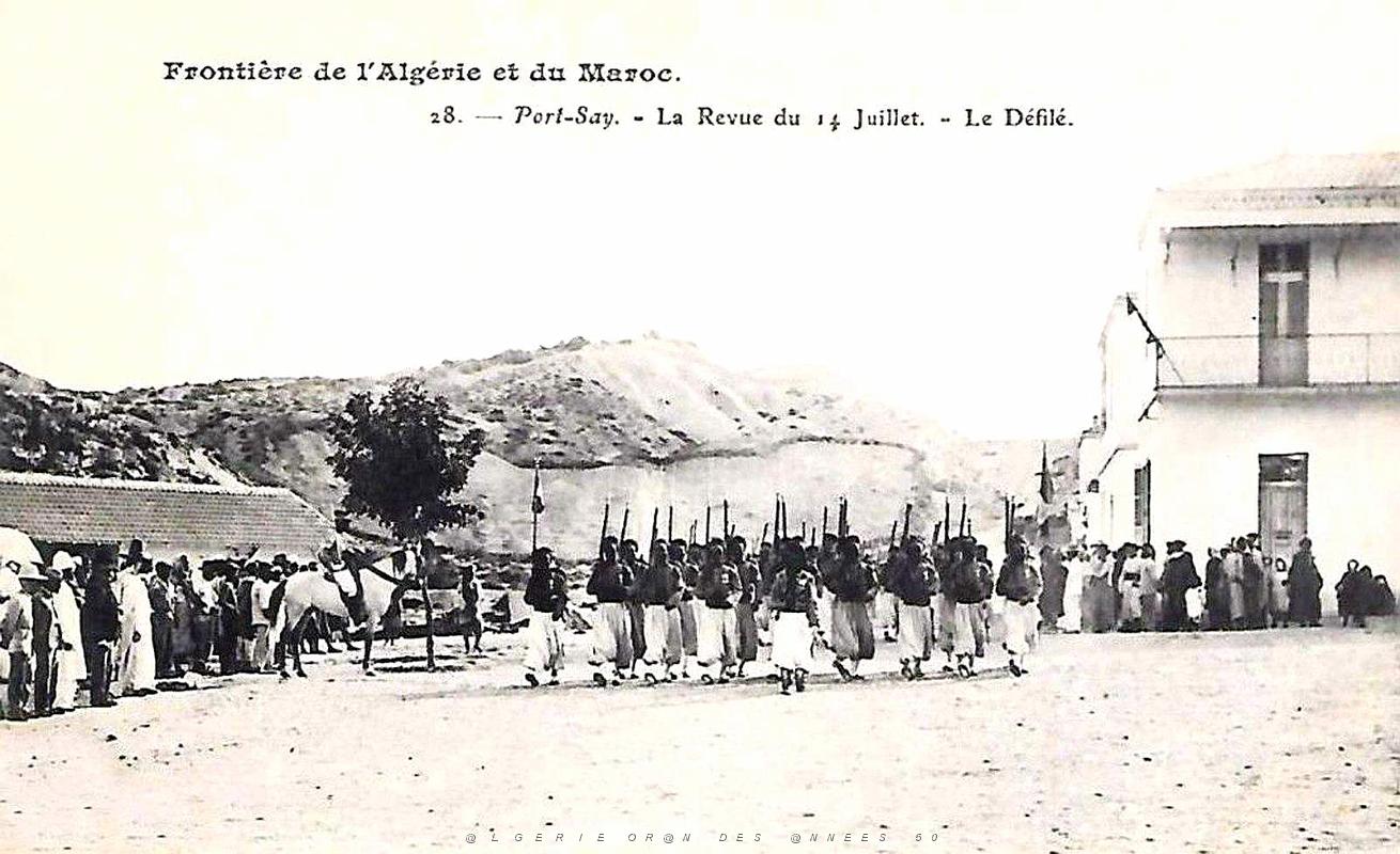633- Port-Say - Revue du 14 juillet.jpg